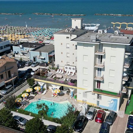 Hotel Gardenia Bellaria-Igea Marina Bagian luar foto