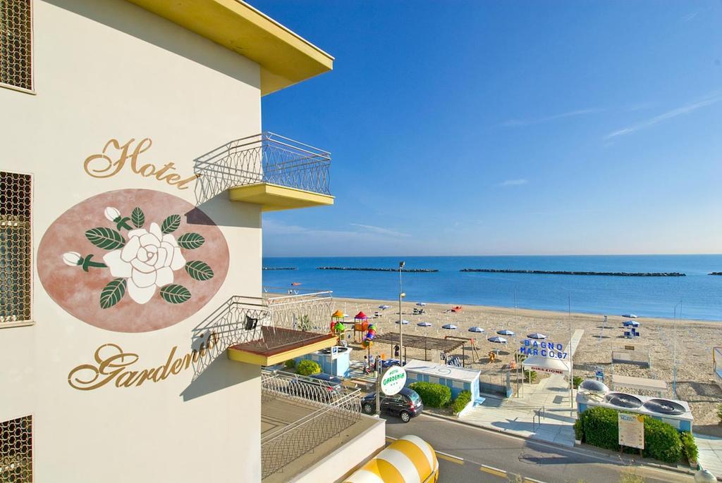Hotel Gardenia Bellaria-Igea Marina Bagian luar foto