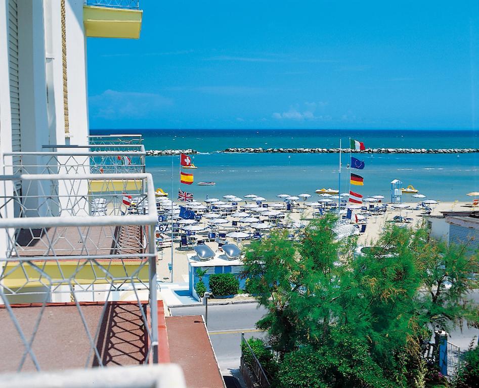 Hotel Gardenia Bellaria-Igea Marina Bagian luar foto