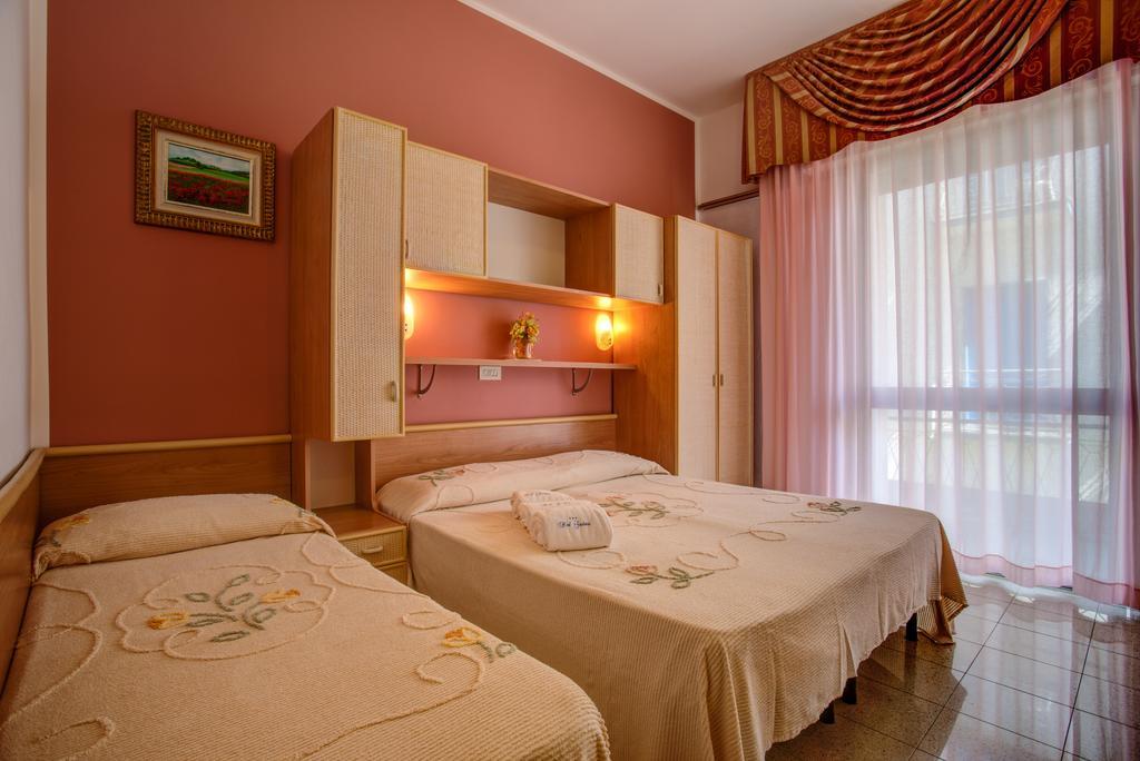 Hotel Gardenia Bellaria-Igea Marina Bagian luar foto